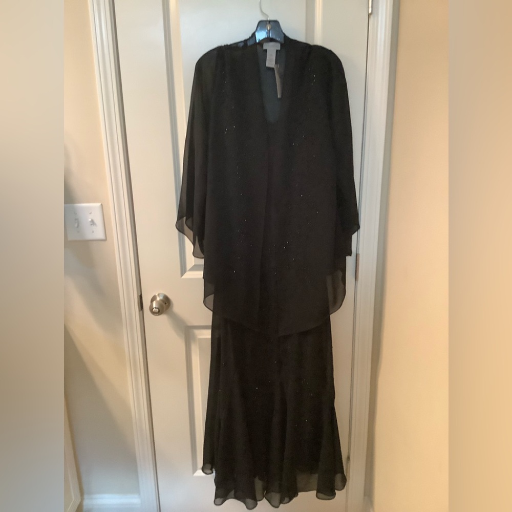 Beautiful black Catherine’s 2pc dress& jacket evening or wedding set w/beads 16W